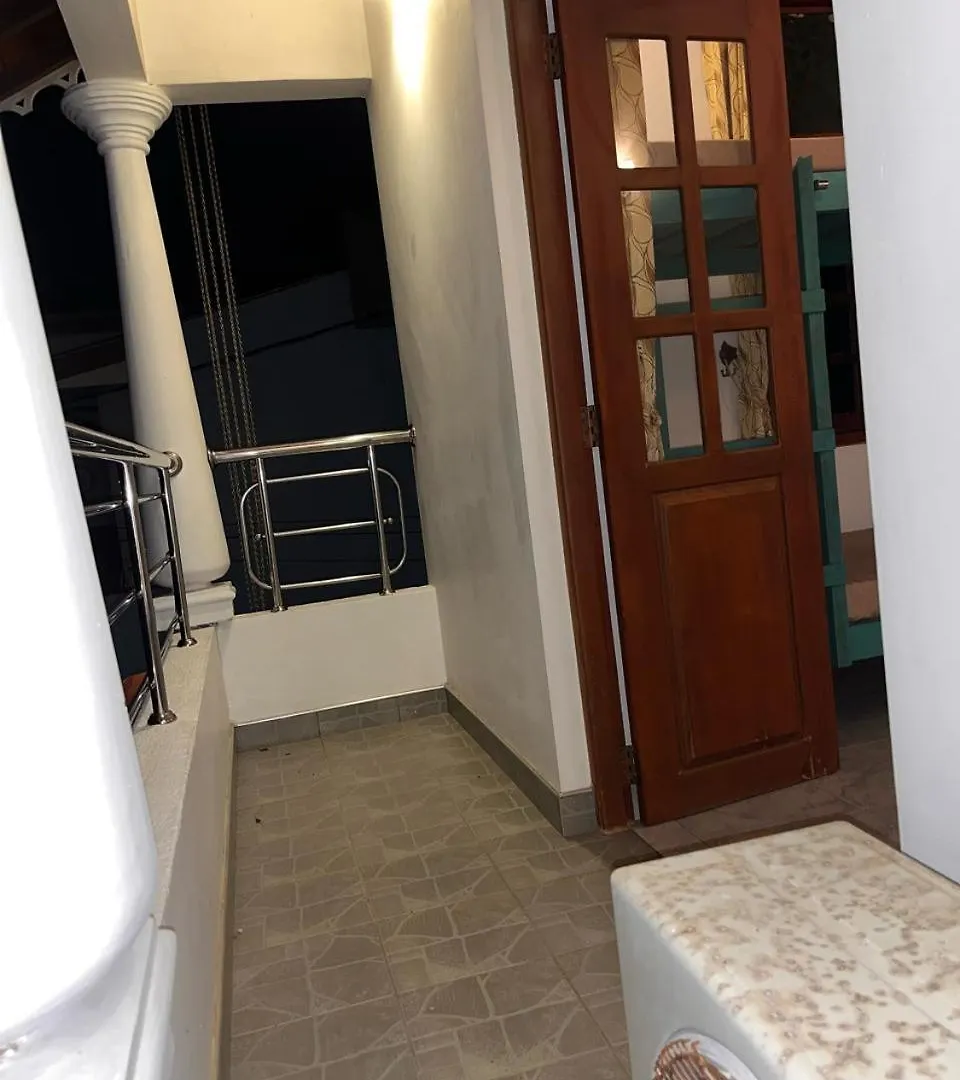 Ceylon Glory Hostel Negombo Sri Lanka