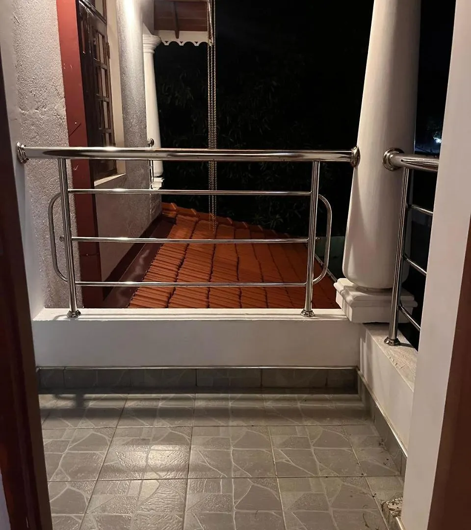 Ceylon Glory Hostel Negombo