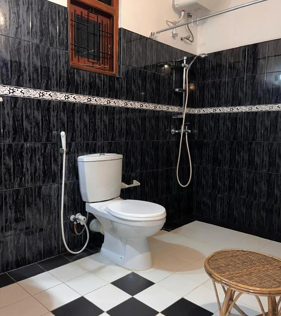 Ceylon Glory Hostel Negombo 0*,  Sri Lanka