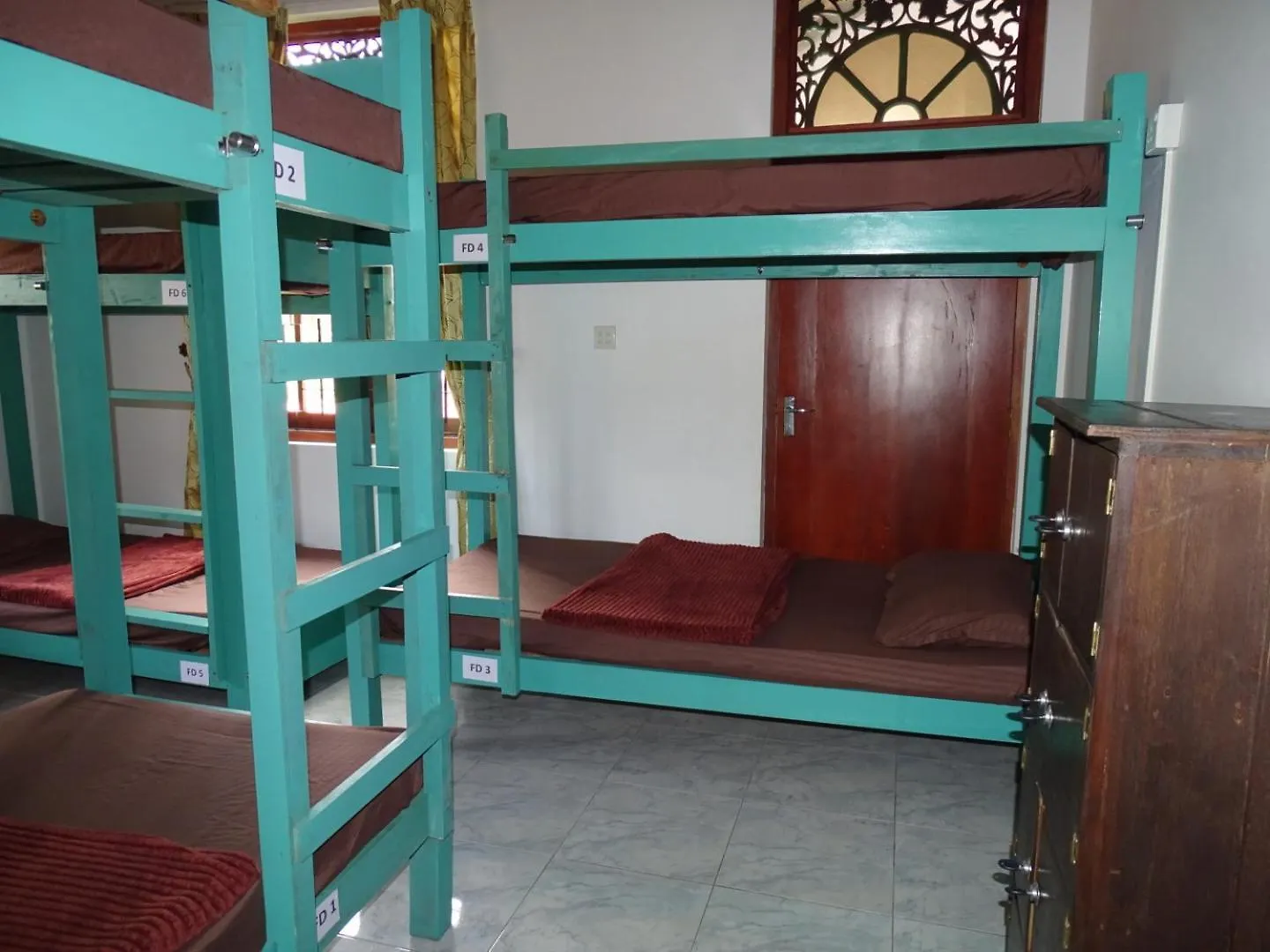 Ceylon Glory Hostel Negombo